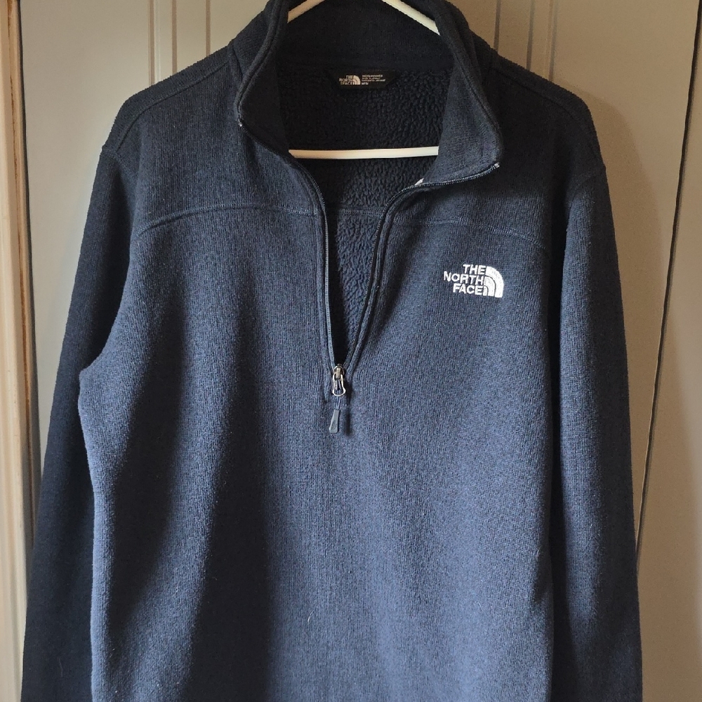 The North Face Men's Navy Blue Zip-Up Sweater